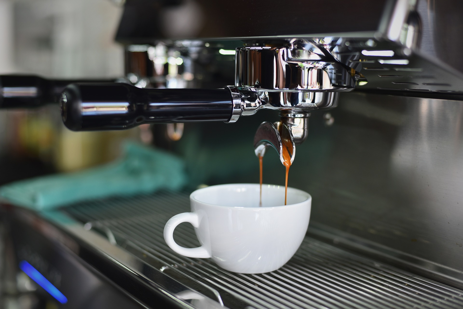 Réparation machine à café Tassimo Bosch : les étapes à suivre
